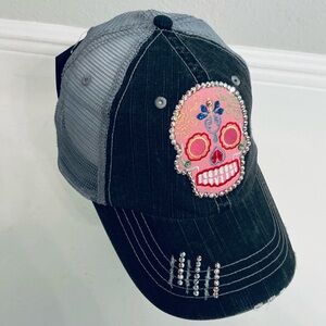 LEE LEE ROX, Trucker Hat w Pink Skull Patch Embellished w Swarovski Crystal, NWT